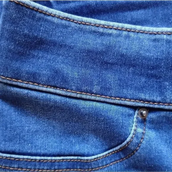 PIONEER WOMAN JEANS CROPPED DENIM Pull-On  Medium Wash XS - Picture 4 of 8